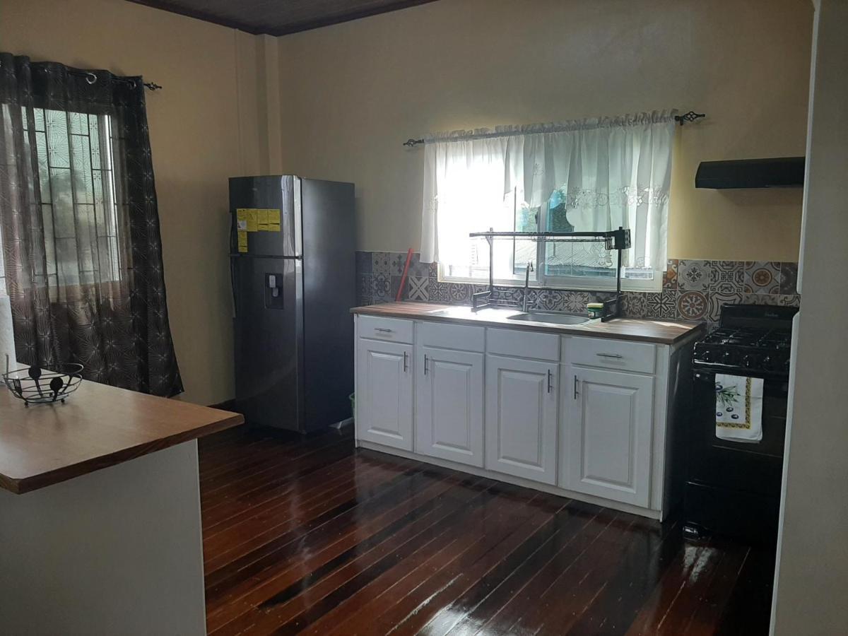 Jrs Apartments Georgetown Bagian luar foto